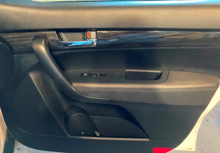 thumbnail image 2 of Scitoo Rear Right Door Handle Trim – 2011-2015 Kia Sorento, Chrome Silver, OEM Spec 83662-2P010 2 of 6