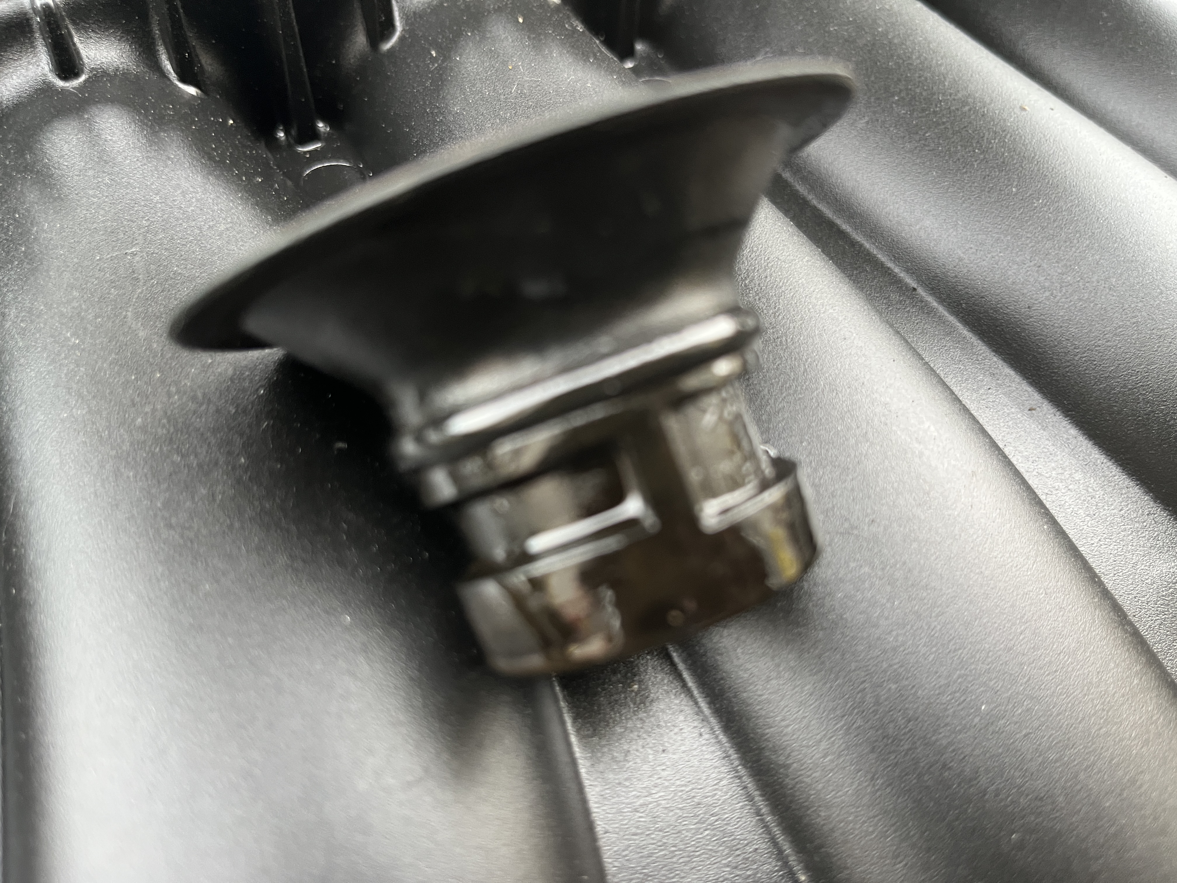 Volvo Engine Oil Cap Gasket
